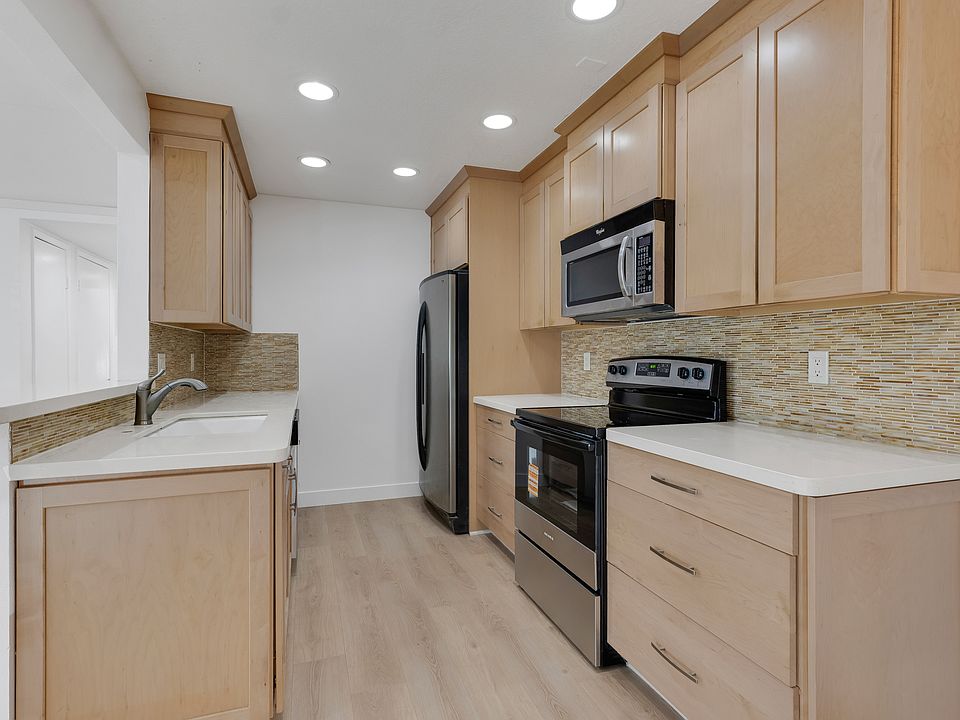 1st image of 1202 Landsburn Cir