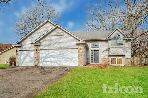 5535 Highland Trl Photo 1