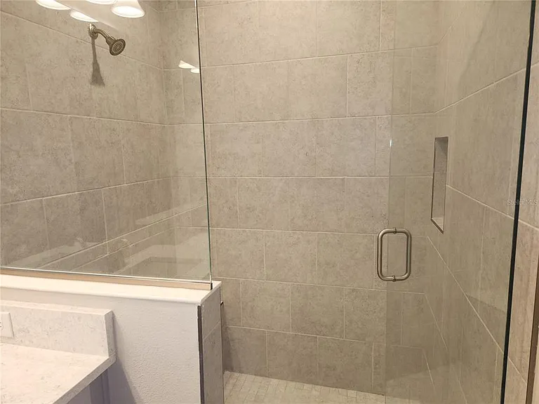 12573 Oak Hill Way — Photo 18