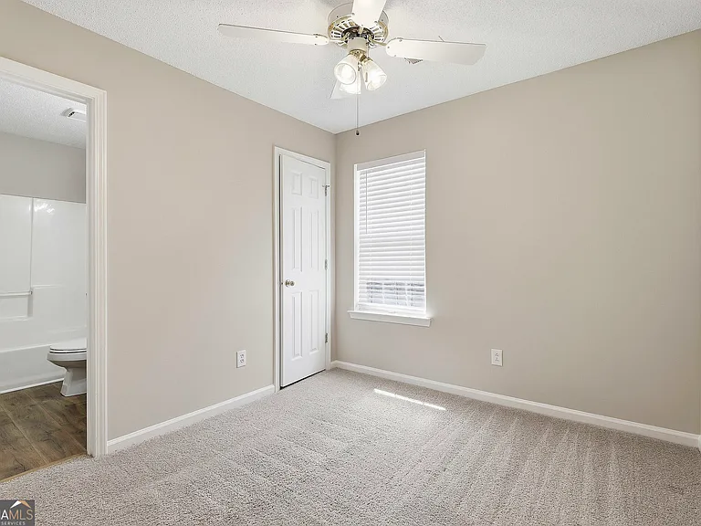 130 S Fairfield Dr — Photo 25
