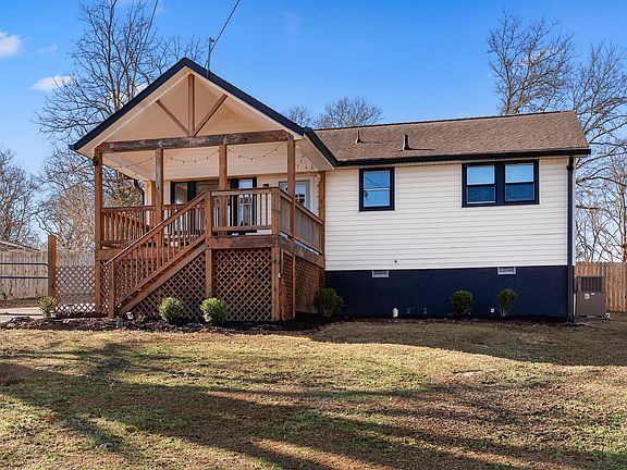 2nd image of 329 Archwood Dr
