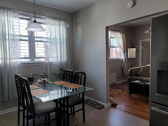 28 Whitney Ave — Photo 9