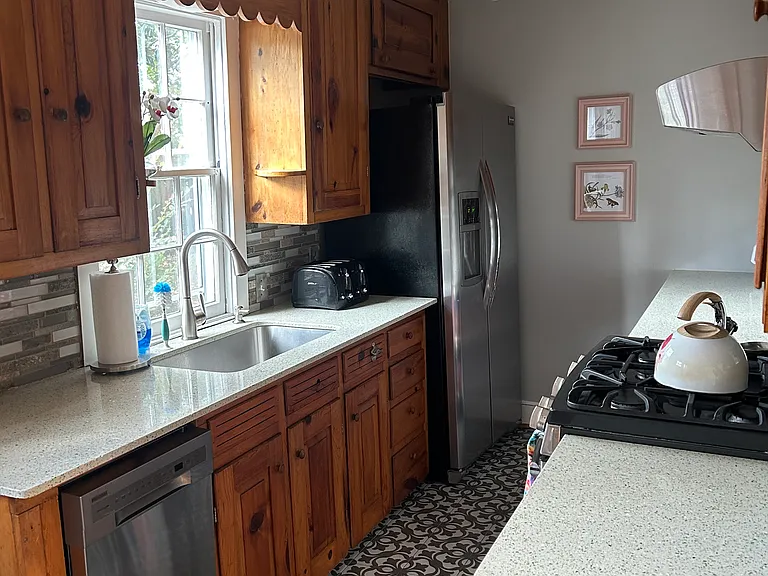431 S King St — Photo 10