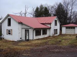 305 3rd Ave, Meyersdale, PA 15552