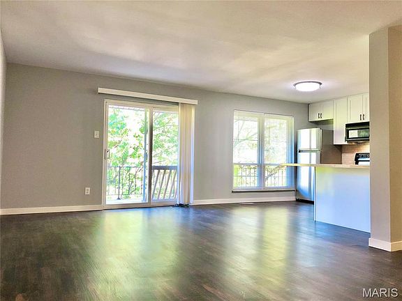 5th image of 10395 Forest Brook Ln APT G