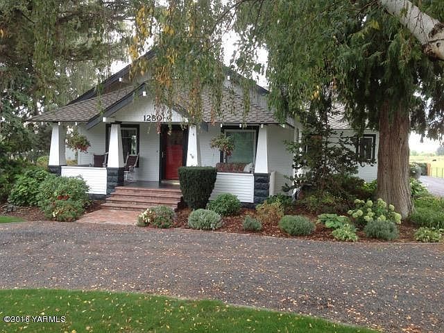 2nd image of 1280 Cherry Ln