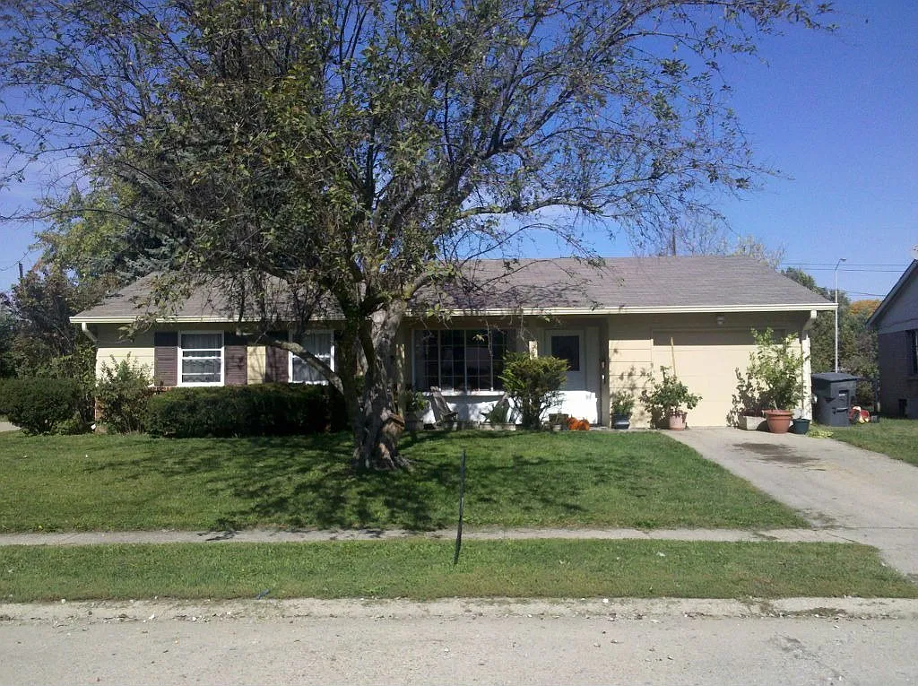 6028 Ruskin Pl W photo 1