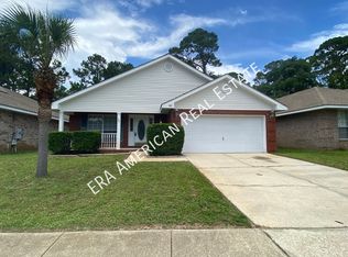 707 Marsh Harbor Dr, Mary Esther, FL 32569