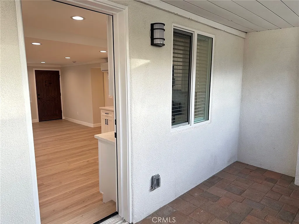 2 bed, 845 sqft, $2,600 — Photo 4