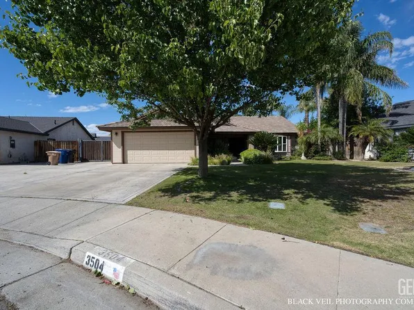 3504 Sandpebble Way, Bakersfield, CA 93313