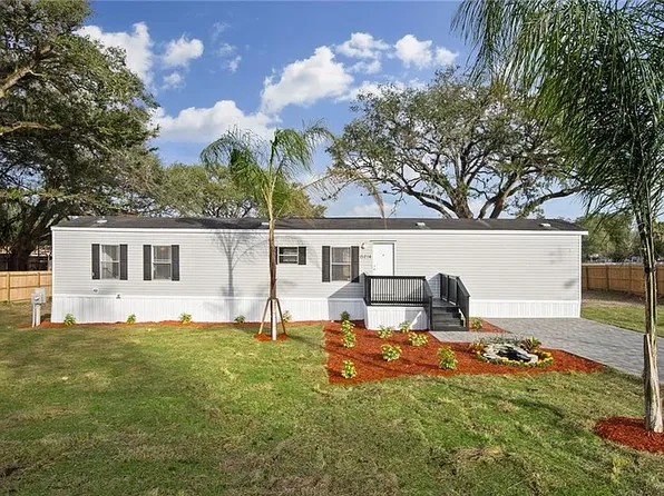 15214 21st St, Dade City, FL 33523