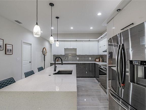 5th image of 14507 Greydale Cir