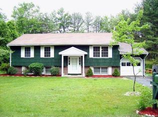 33 Macey Ln, Plattsburgh, NY 12901
