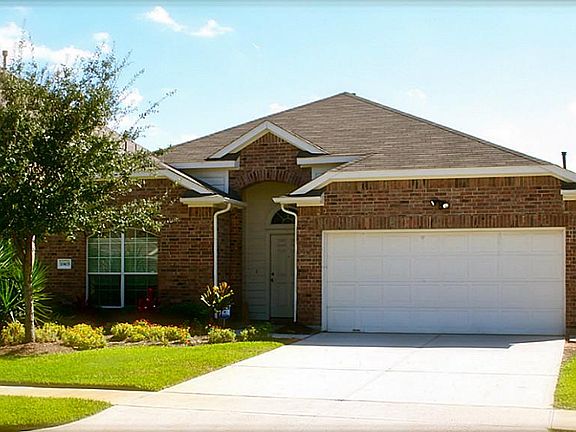 3rd image of 10415 Chamomile Green Ct