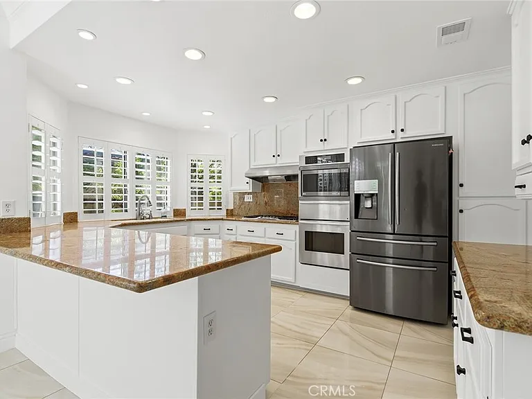 29749 Kimberly Dr — Photo 12