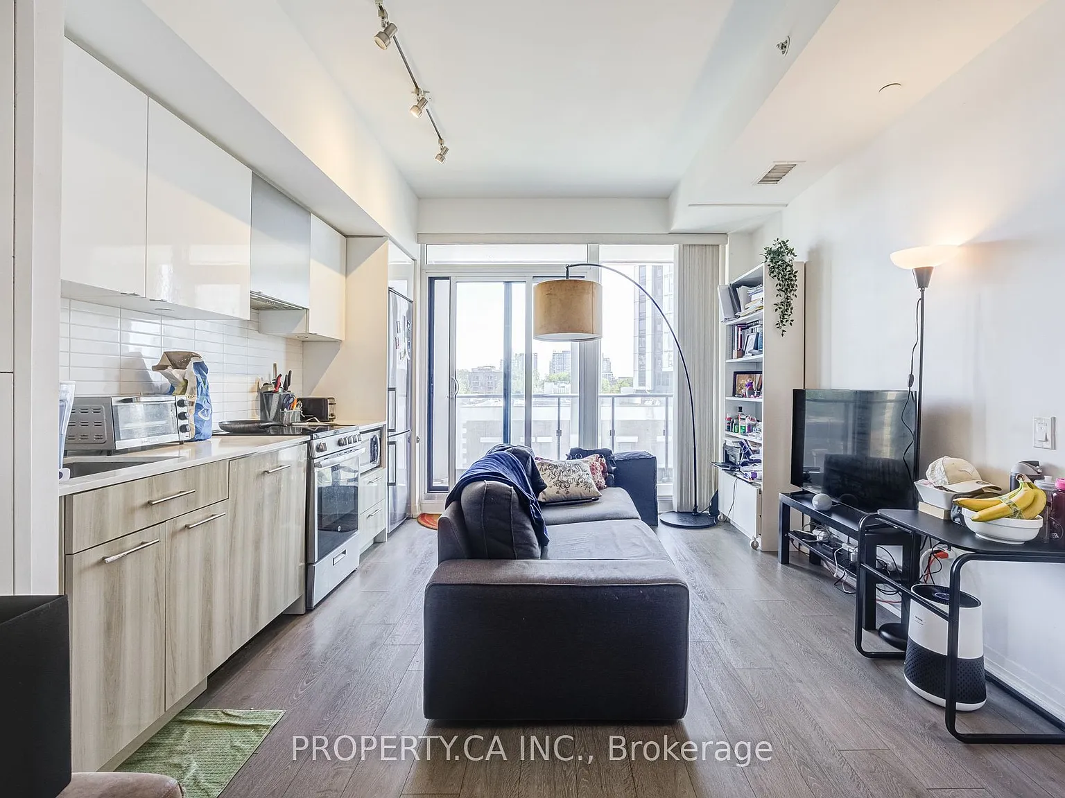 2 bed, $2,400 — Photo 3