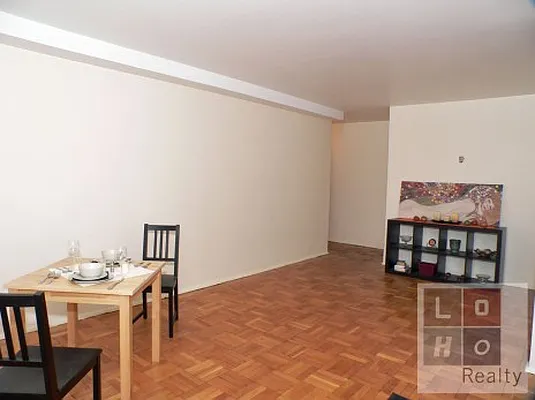 Sold by LoHo Realty | media 15