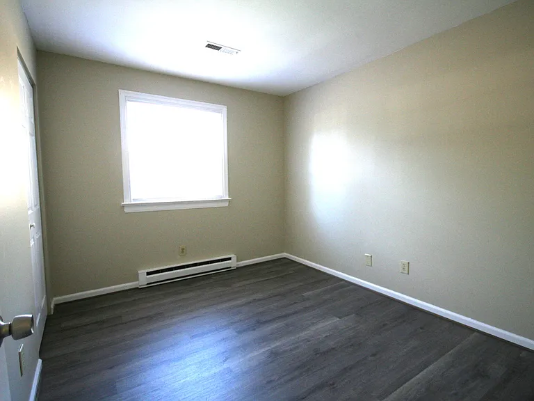 12141 Old Buckingham Rd — Photo 25