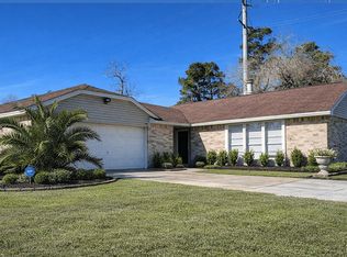8223 Swan Meadow Ln, Humble, TX 77338