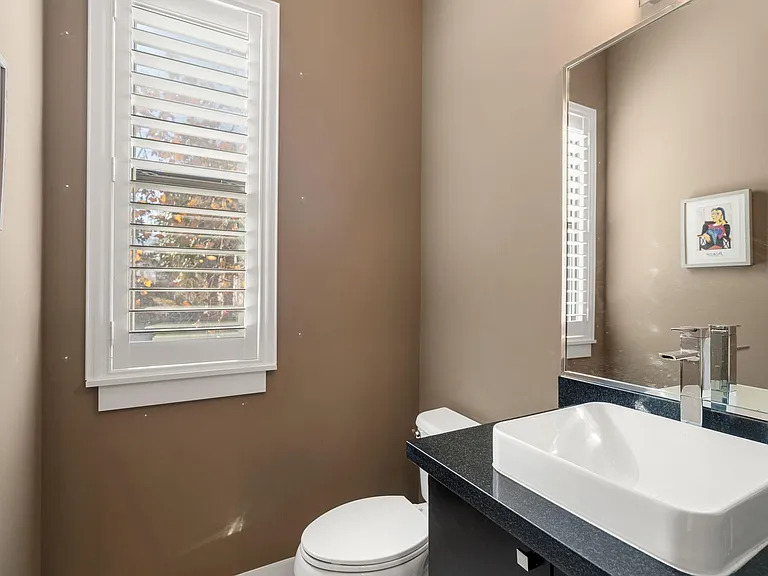 5911 Rose St — Photo 17