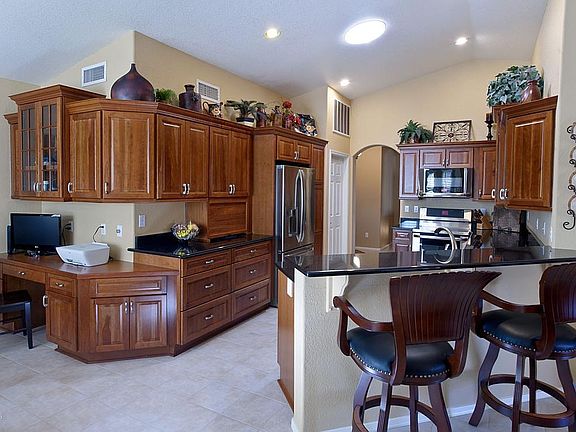 4th image of 3657 N Hogan Dr