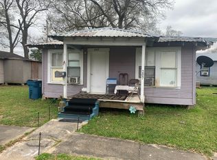207 School St, Jennings, LA 70546