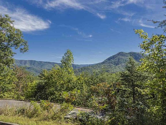 2nd image of 18 Teaberry Vista Ln Lot 16