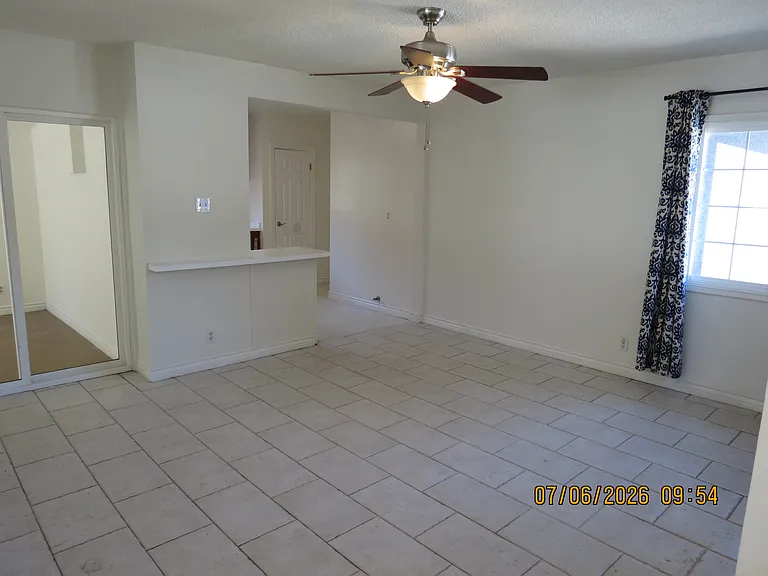 1448 Grove Ave — Photo 13