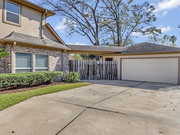 5th image of 15814 Mesa Verde Dr