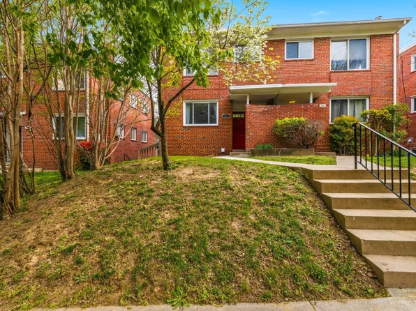 204 Webster St NE APT 1, Washington, DC 20011