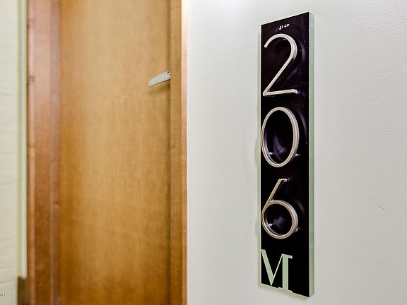 4th image of 309 E Market St Unit 206