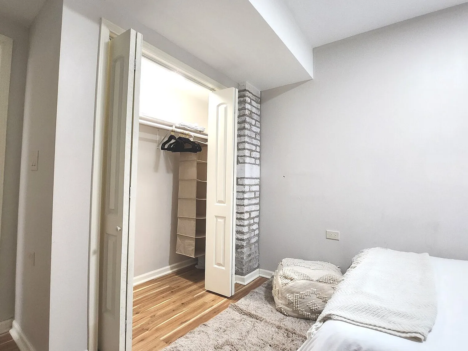 2 bed, 1.0 bath, $3,783 — Photo 4