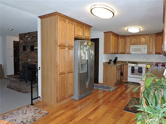 4th image of 5210 162nd Street Ct E