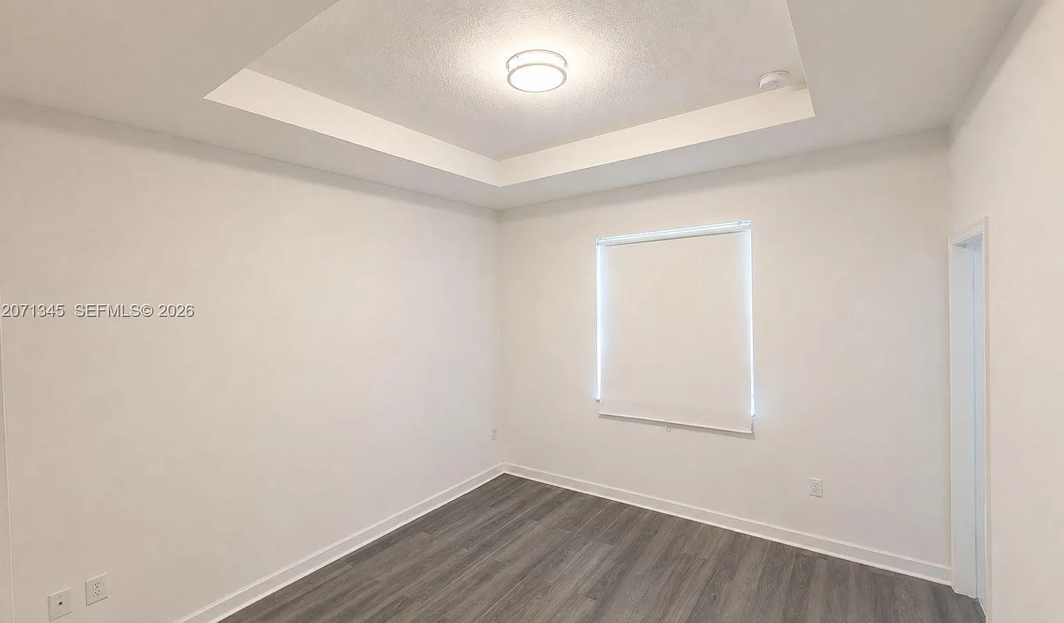 3 bed, 2.5 bath, 1393 sqft, $2,650 — Photo 4