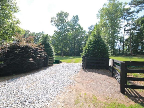3rd image of 104 Trinity Hollow Dr Lot 2B