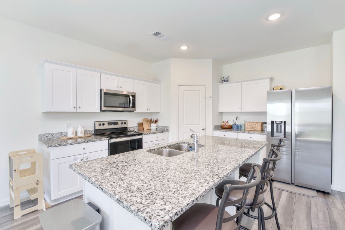 next background image