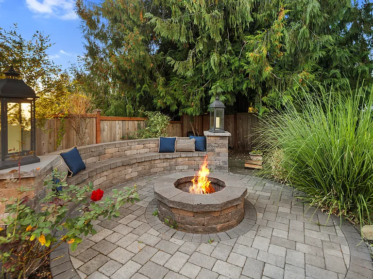 10701 Palisades St SE — Photo 21