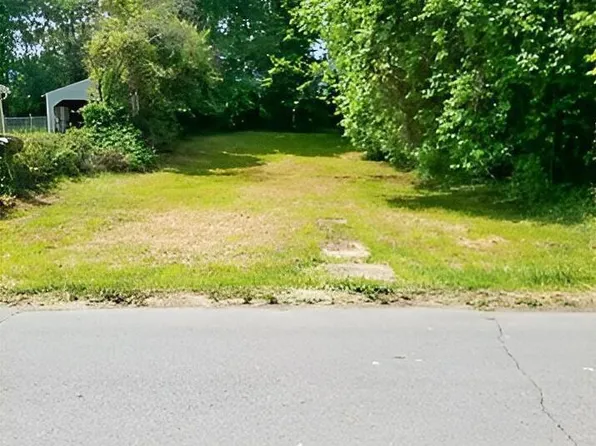 2509 Gray St, Johnson City, TN 37604