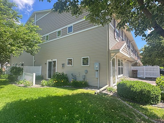 4th image of 10864 Kingsfield Ln