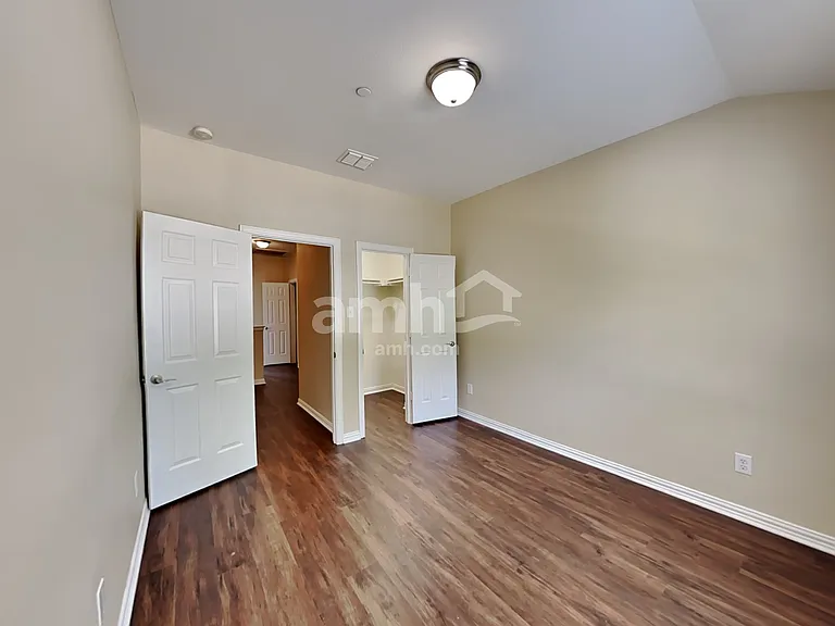 3706 Boxwood Dr — Photo 17