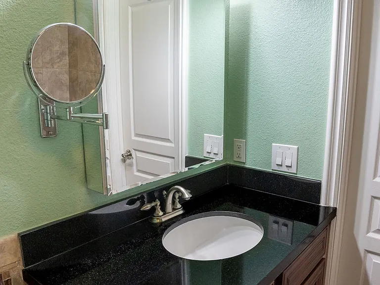 1939 Rock St #1 — Photo 25