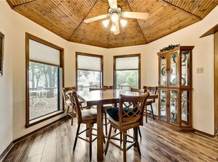 910 SE County Road 3129, Corsicana, TX 75109