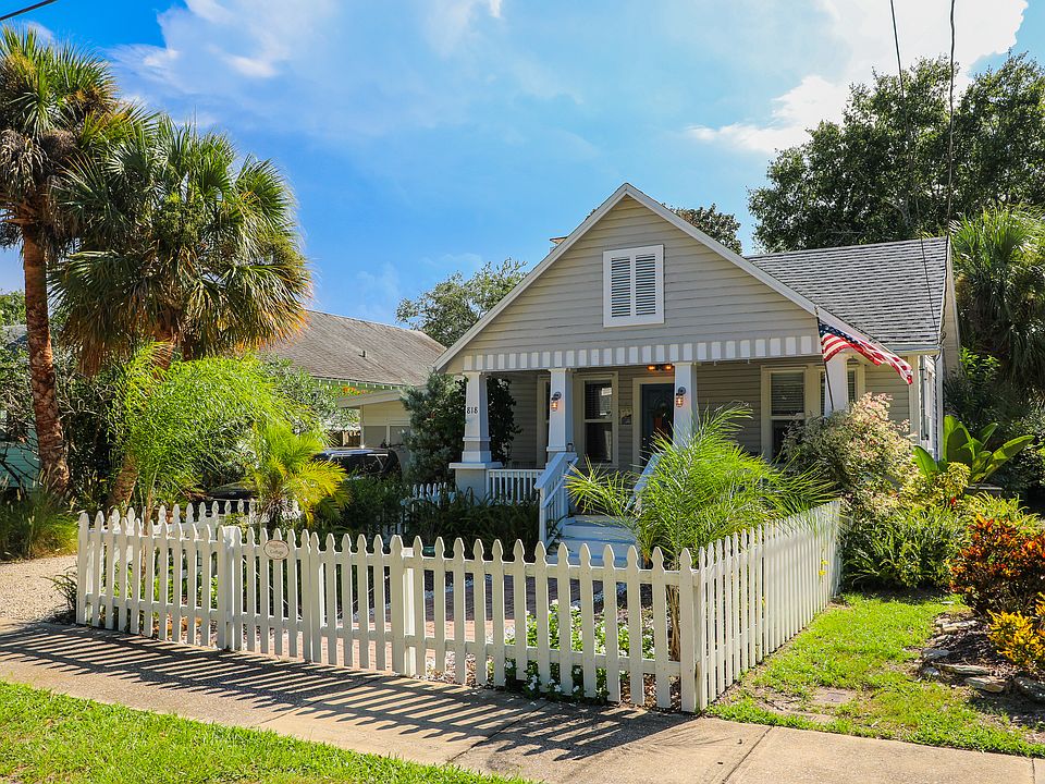 1st image of 818 Live Oak St