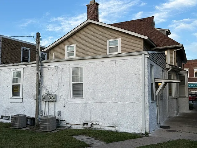 4 bed, 1.5 bath, 1600 sqft, $2,850 — Photo 3