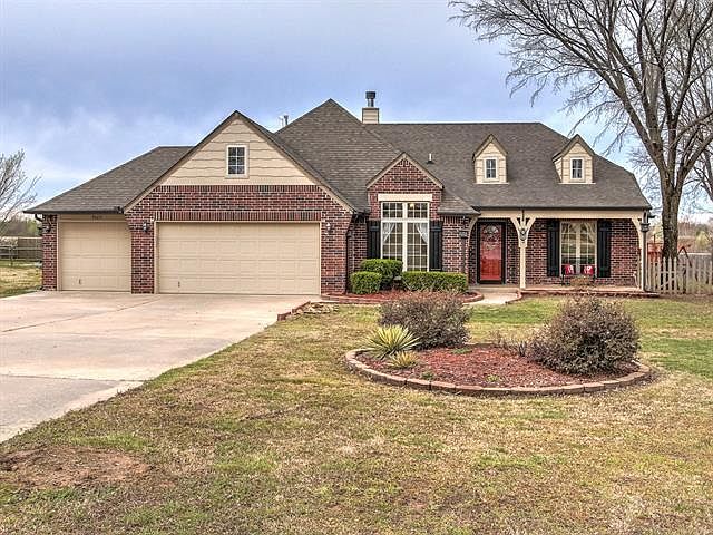 1st image of 9602 S 257th Pl E