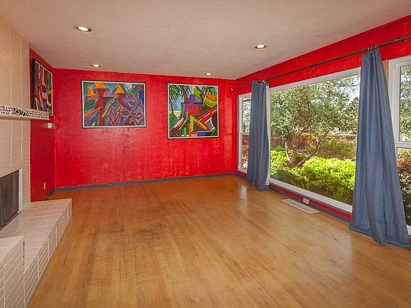 3rd image of 3107 N Fairway Dr