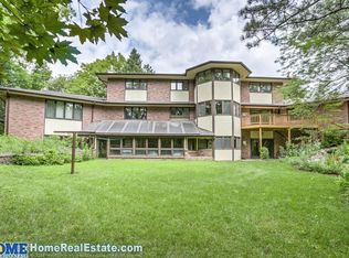 5201 Cavvy Rd, Lincoln, NE 68516