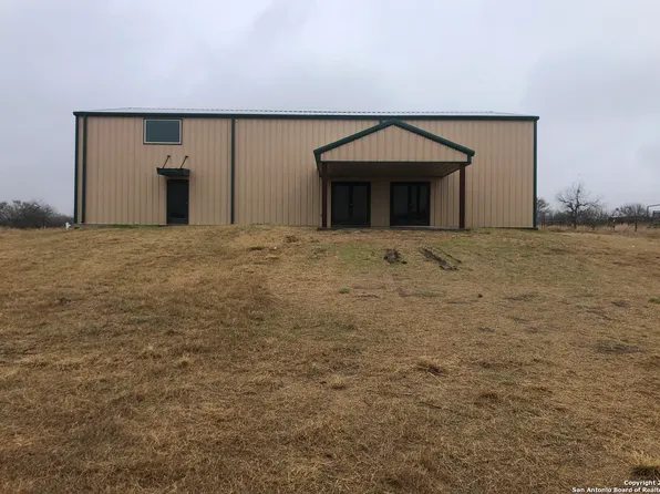 263 Private Road 6285, Kenedy, TX 78119