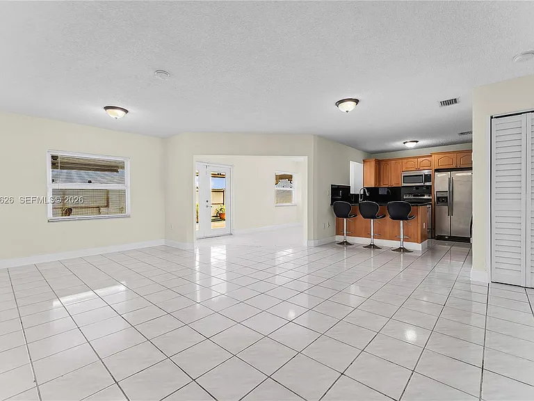 12622 SW 211th Ter — Photo 11