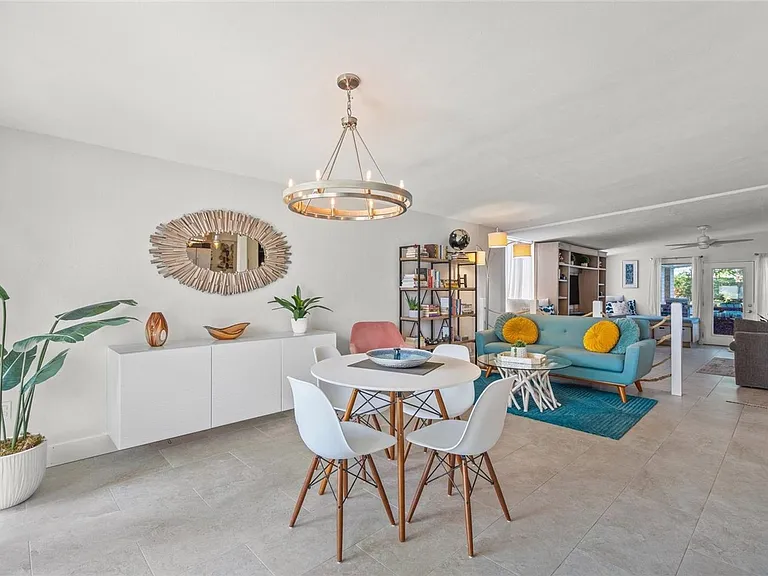 4801 Sarasota Ave — Photo 4